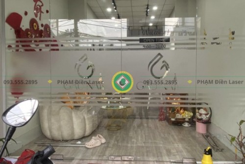 Dịch Vụ Cắt Decal Dán Kính Theo Yêu Cầu “GIÁ RẺ” Lấy Ngay